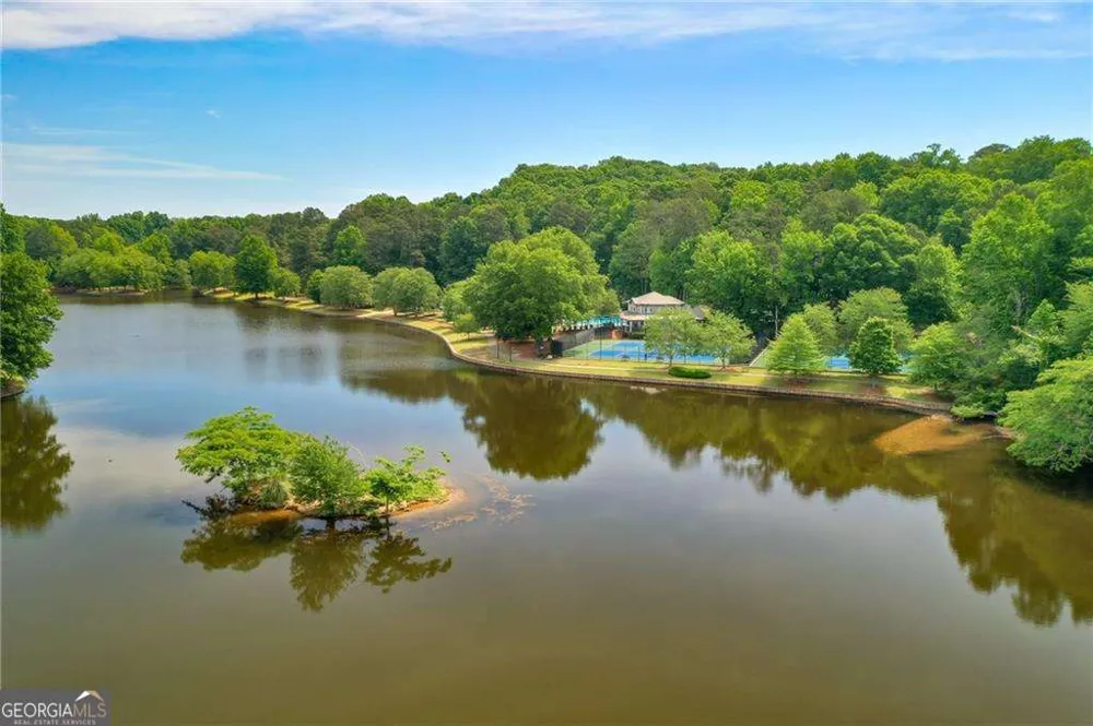 505 Woodman PL Roswell, GA 30076