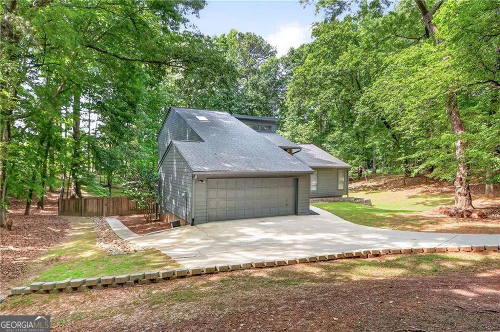 505 Woodman PL Roswell, GA 30076