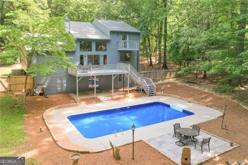 505 Woodman PL Roswell, GA 30076