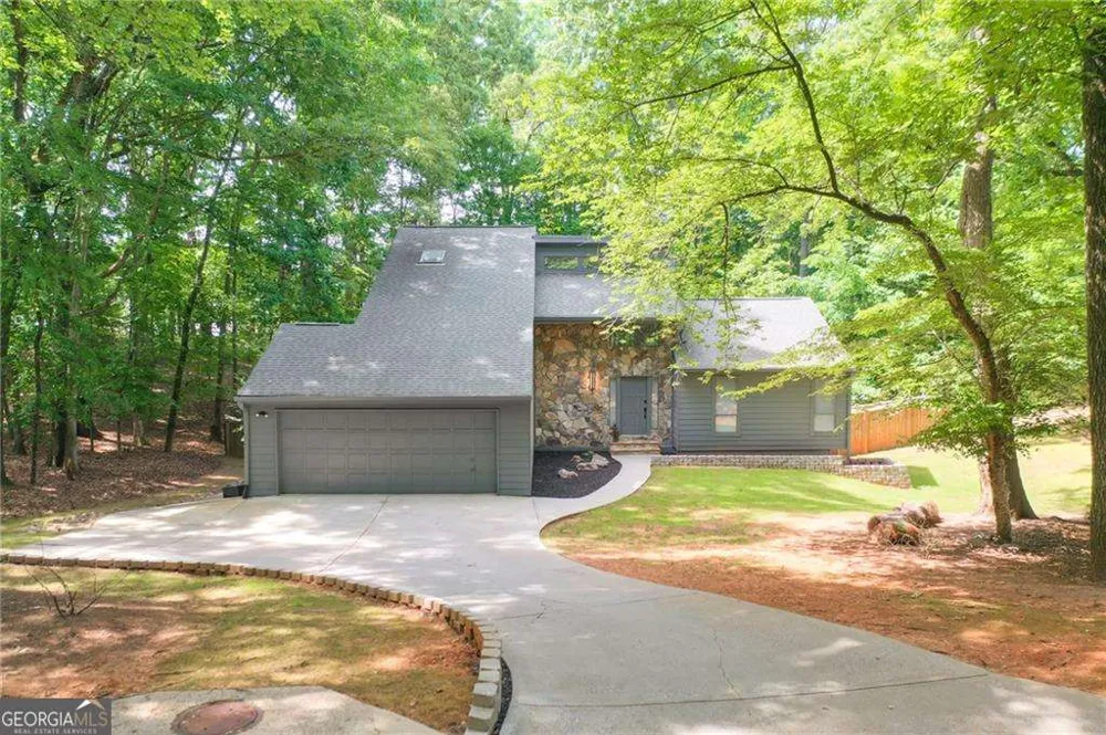 505 Woodman PL Roswell, GA 30076