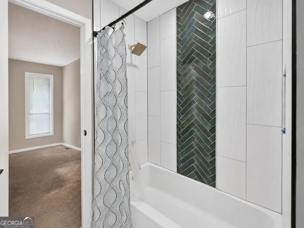 505 Woodman PL Roswell, GA 30076