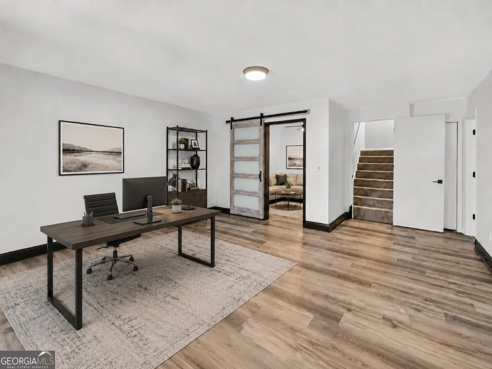 505 Woodman PL Roswell, GA 30076