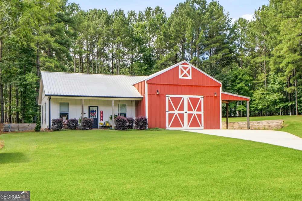 301 Friendship Church RD Brooks, GA 30205