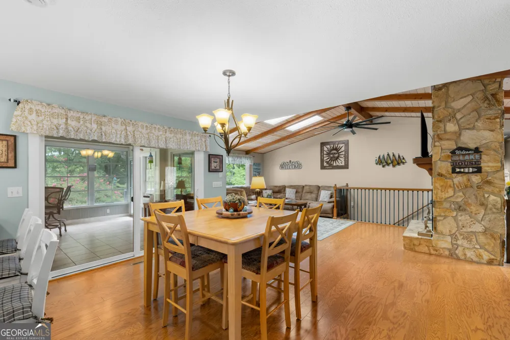 126 Indian HLS Westminster, SC 29693