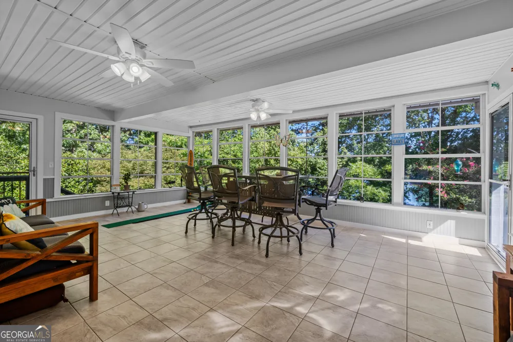 126 Indian HLS Westminster, SC 29693