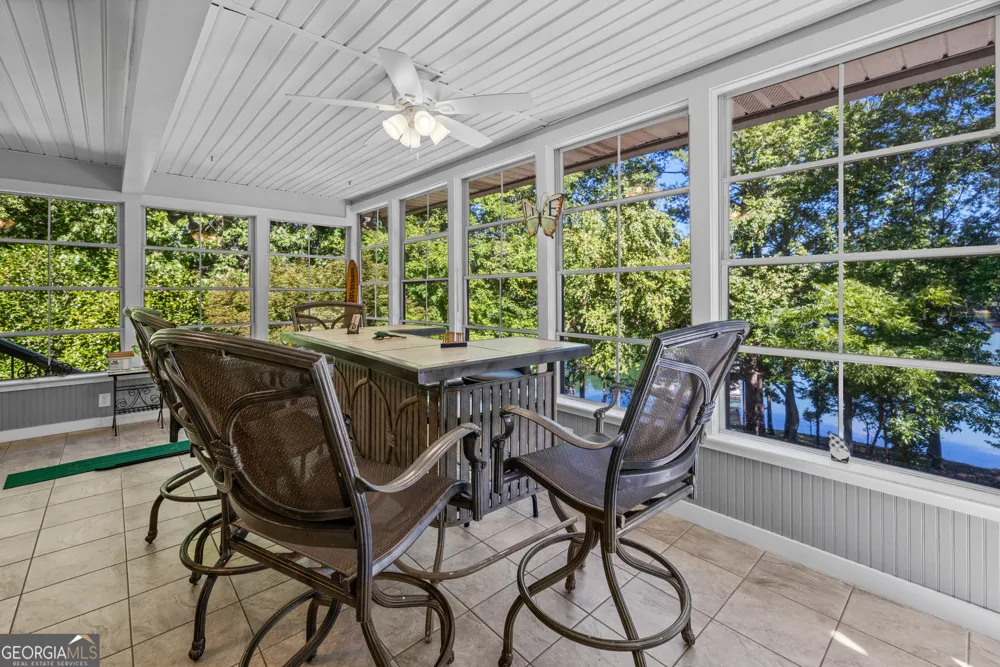 126 Indian HLS Westminster, SC 29693