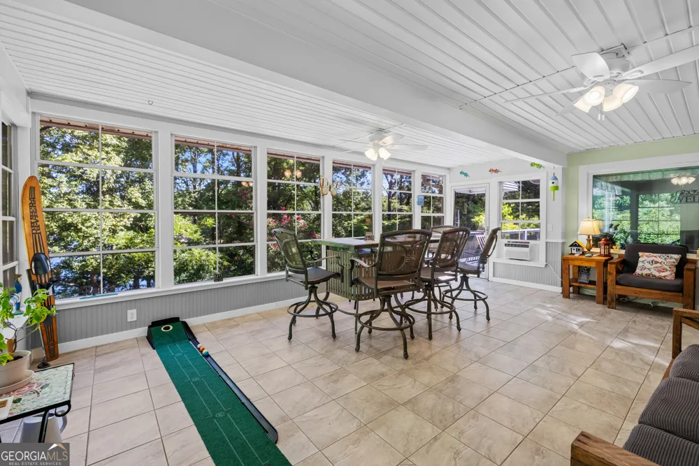 126 Indian HLS Westminster, SC 29693