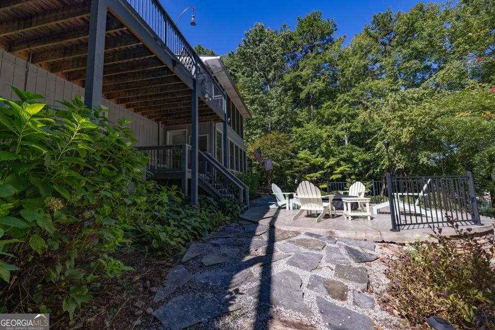 126 Indian HLS Westminster, SC 29693