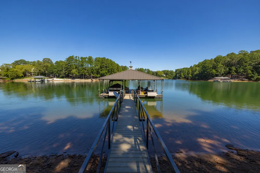 126 Indian HLS Westminster, SC 29693