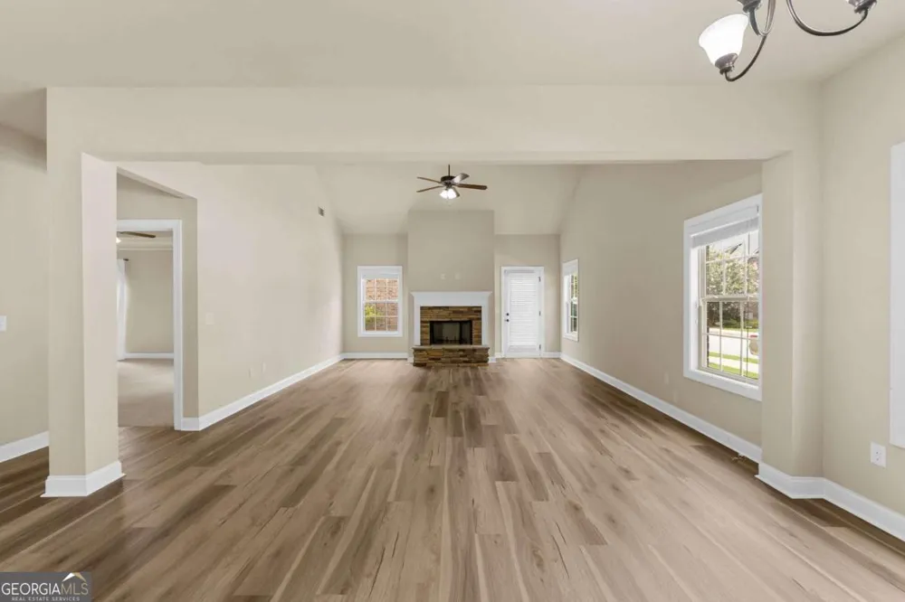 800 Ansbeth WAY Athens, GA 30606