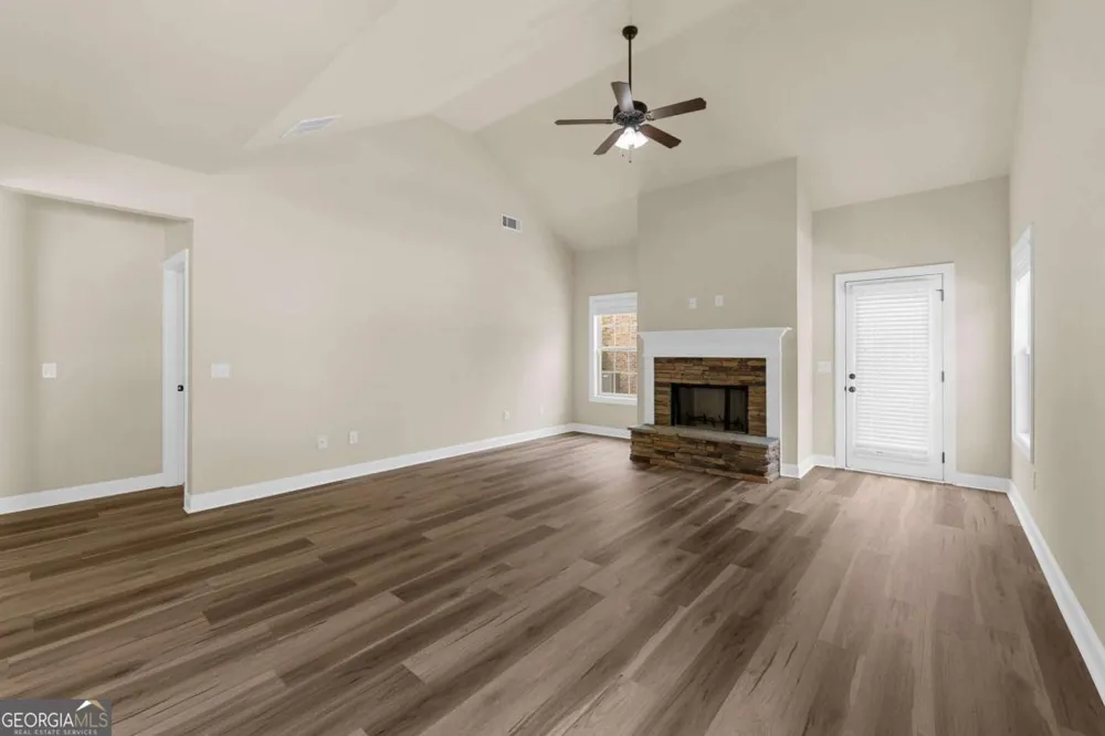 800 Ansbeth WAY Athens, GA 30606