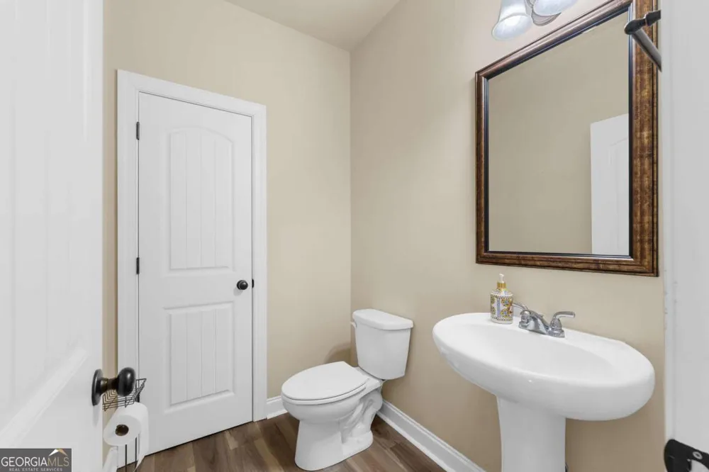 800 Ansbeth WAY Athens, GA 30606