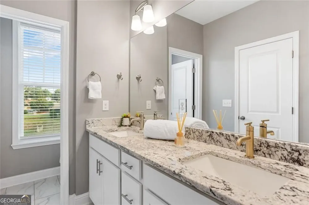 2517 Painted Buckeye Chase SE Smyrna, GA 30080