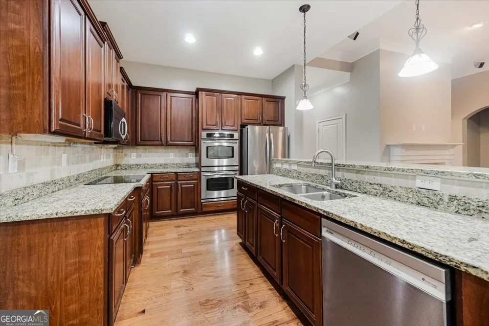 1067 Creekwood CIR Madison, GA 30650