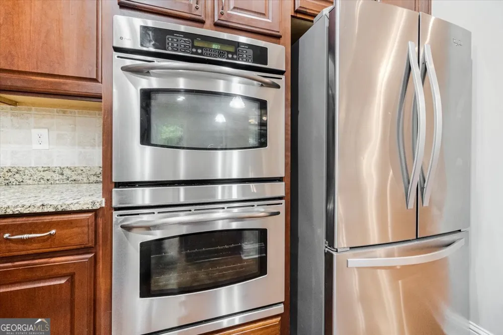 1067 Creekwood CIR Madison, GA 30650