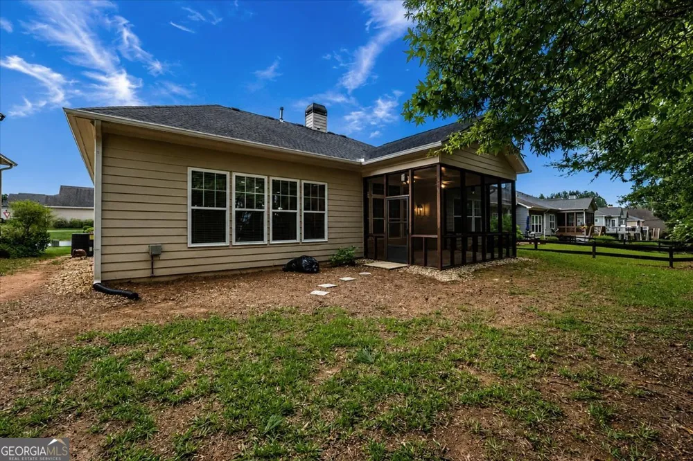 1067 Creekwood CIR Madison, GA 30650