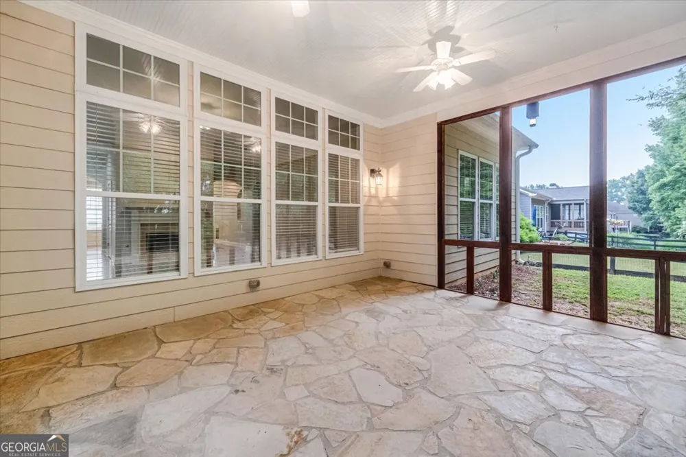 1067 Creekwood CIR Madison, GA 30650
