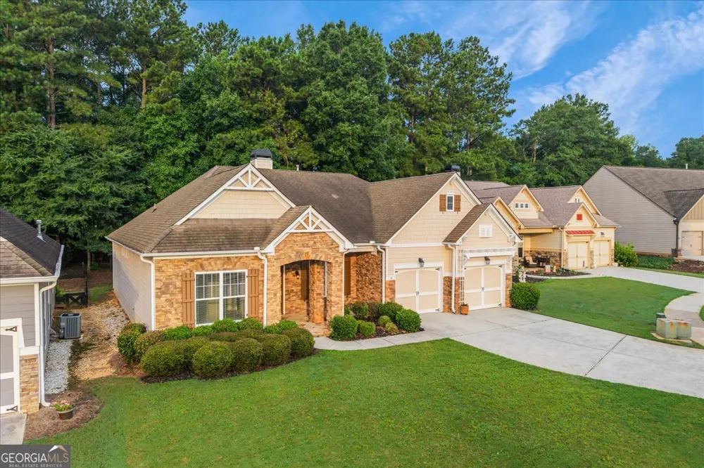 1067 Creekwood CIR Madison, GA 30650