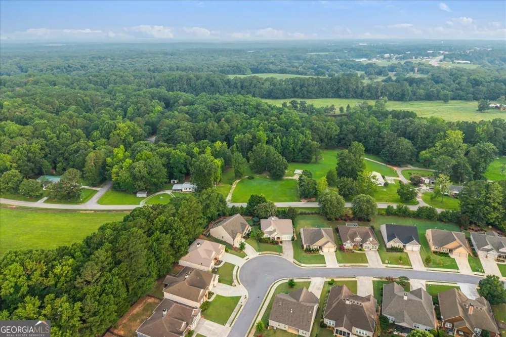 1067 Creekwood CIR Madison, GA 30650
