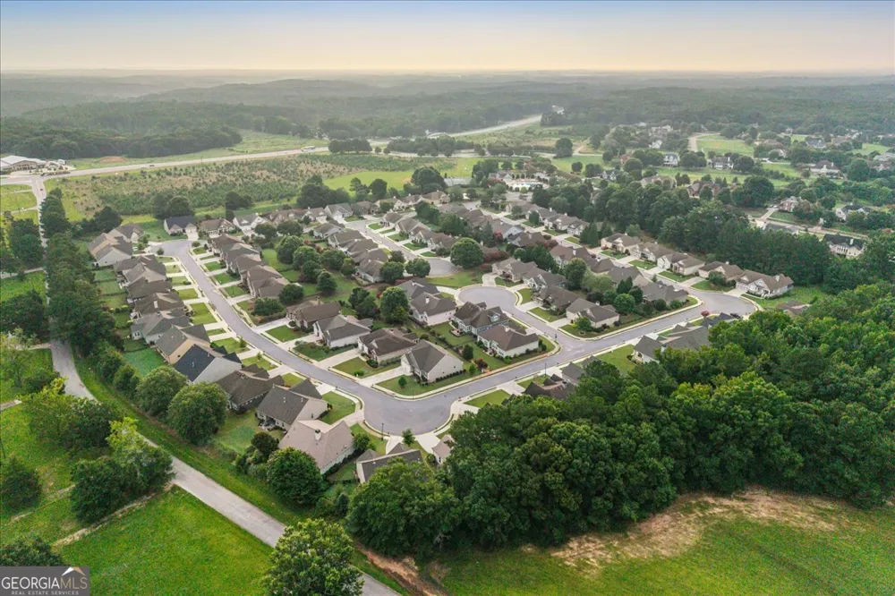 1067 Creekwood CIR Madison, GA 30650