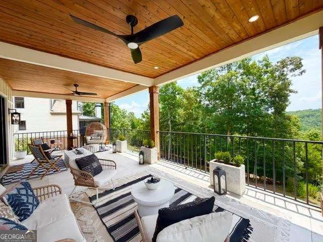 7410 Crestline DR Dawsonville, GA 30534