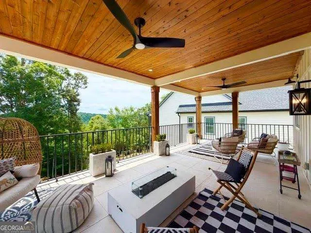 7410 Crestline DR Dawsonville, GA 30534