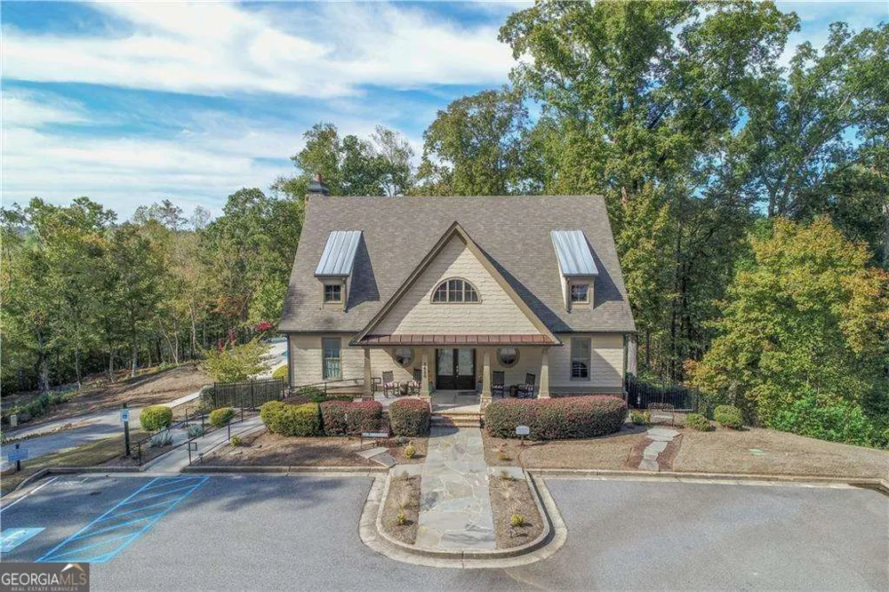 7410 Crestline DR Dawsonville, GA 30534