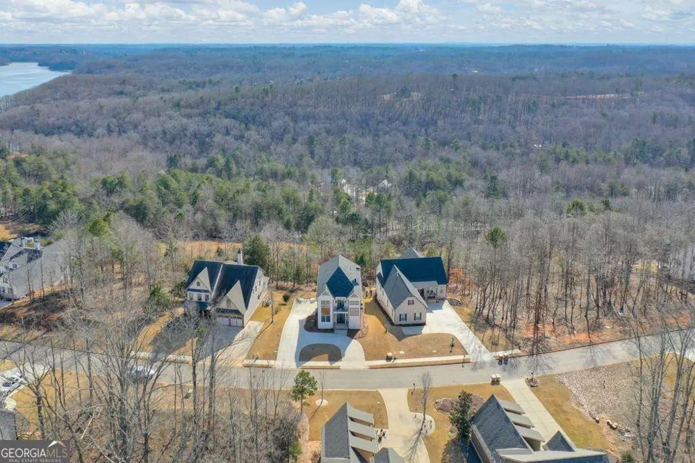7410 Crestline DR Dawsonville, GA 30534
