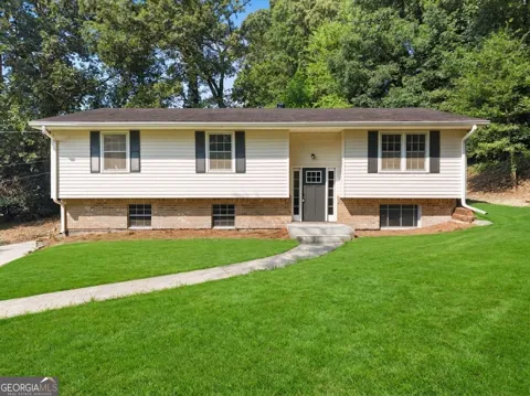 2107 Windsor DR