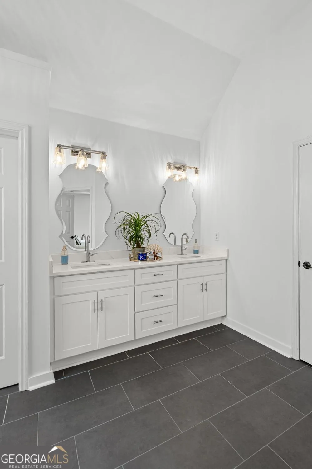 1150 Compass Pointe XING Alpharetta, GA 30005