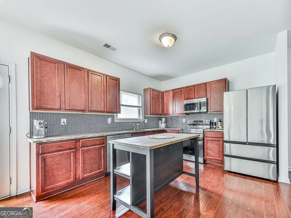 3353 Blue Springs WALK NW Kennesaw, GA 30144