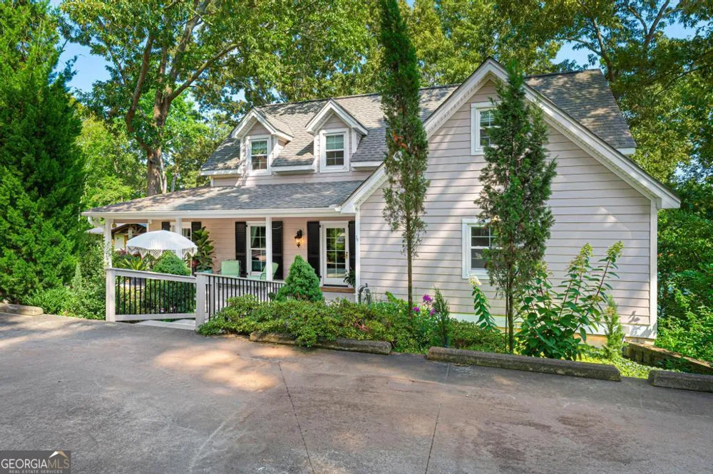 72 Stinson CT Hartwell, GA 30643
