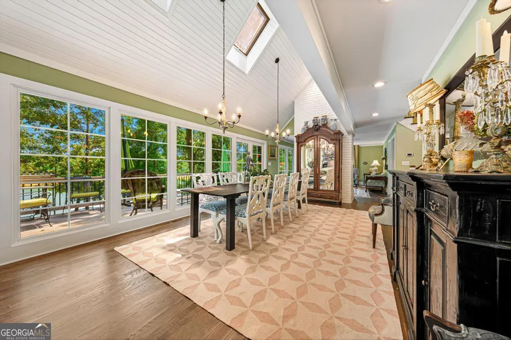 72 Stinson CT Hartwell, GA 30643