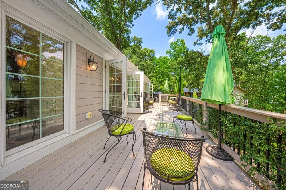 72 Stinson CT Hartwell, GA 30643