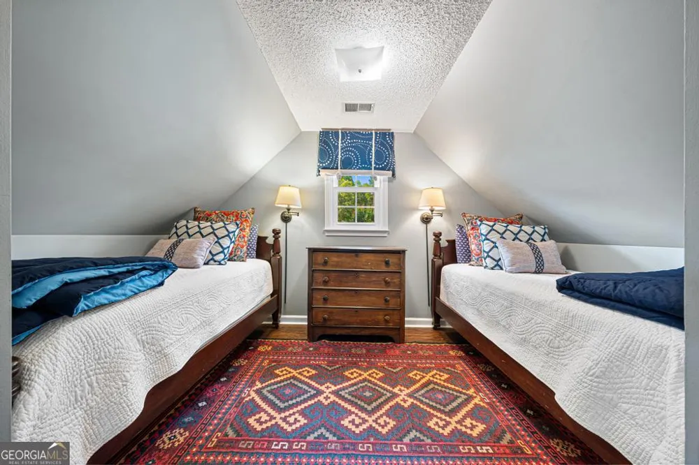 72 Stinson CT Hartwell, GA 30643