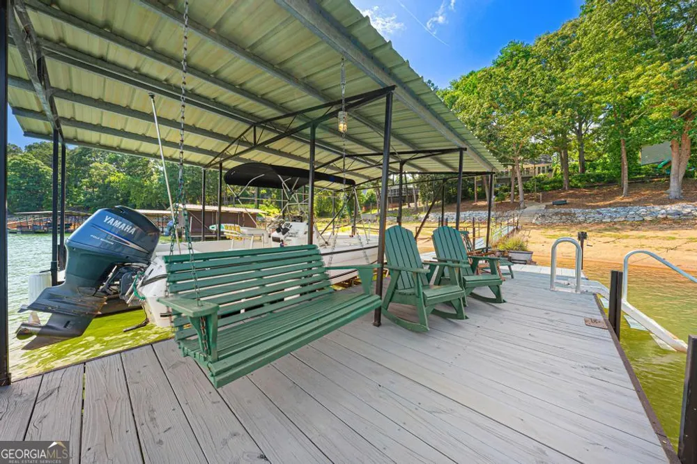 72 Stinson CT Hartwell, GA 30643