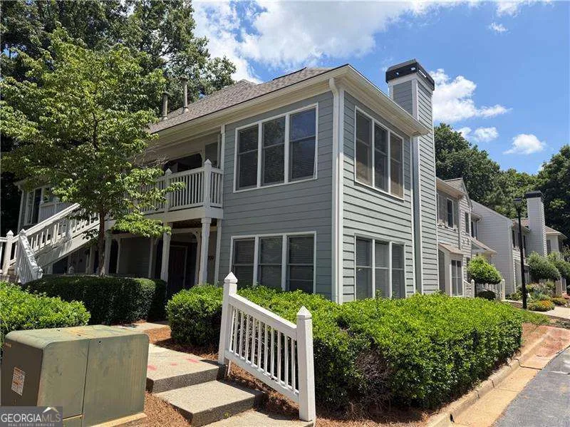 211 Abingdon WAY Sandy Springs, GA 30328