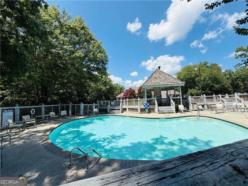 211 Abingdon WAY Sandy Springs, GA 30328