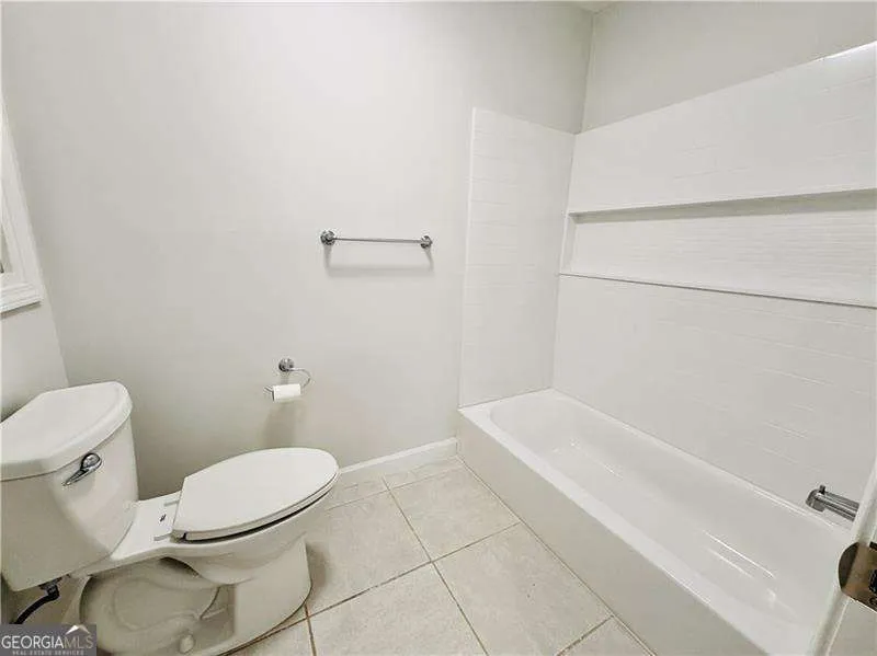 211 Abingdon WAY Sandy Springs, GA 30328
