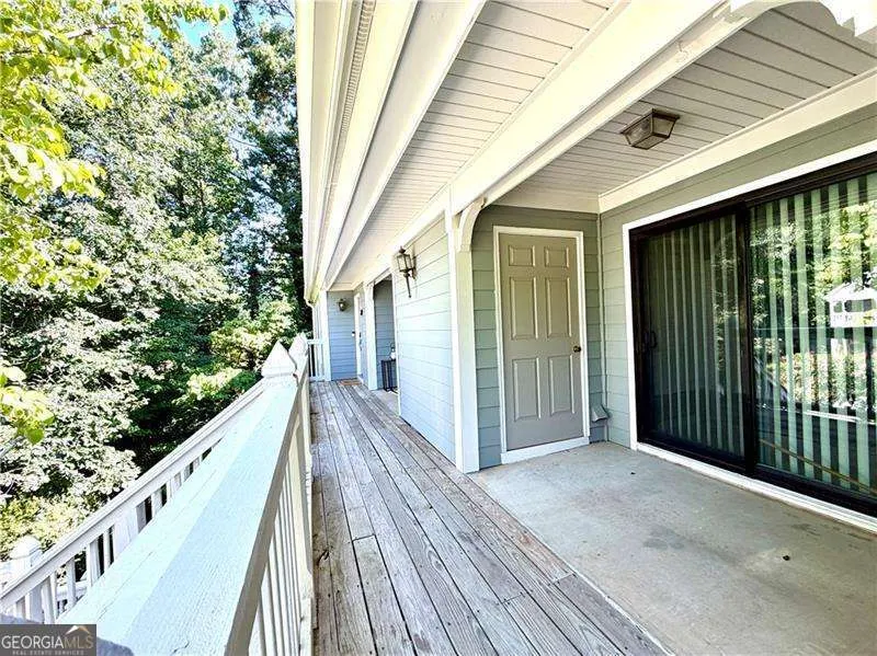 211 Abingdon WAY Sandy Springs, GA 30328