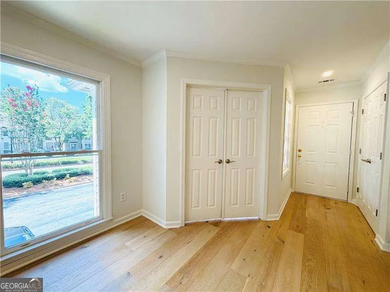 211 Abingdon WAY Sandy Springs, GA 30328