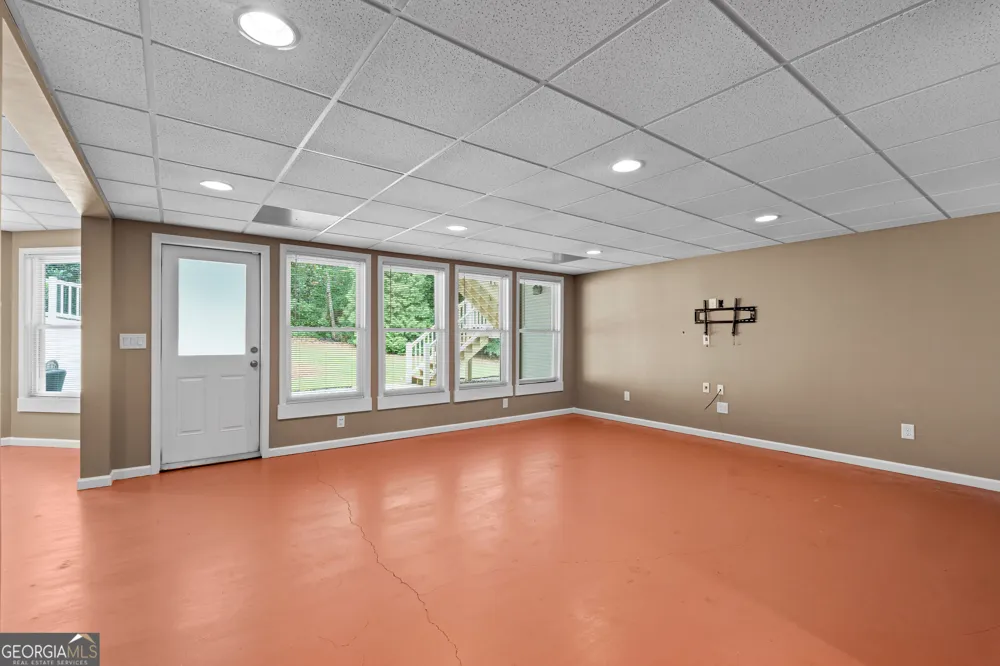 120 Crystal CT Tyrone, GA 30290