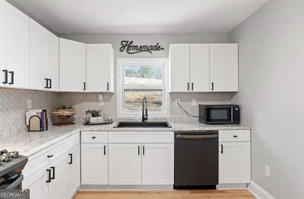 80 Hand RD Bowdon, GA 30108