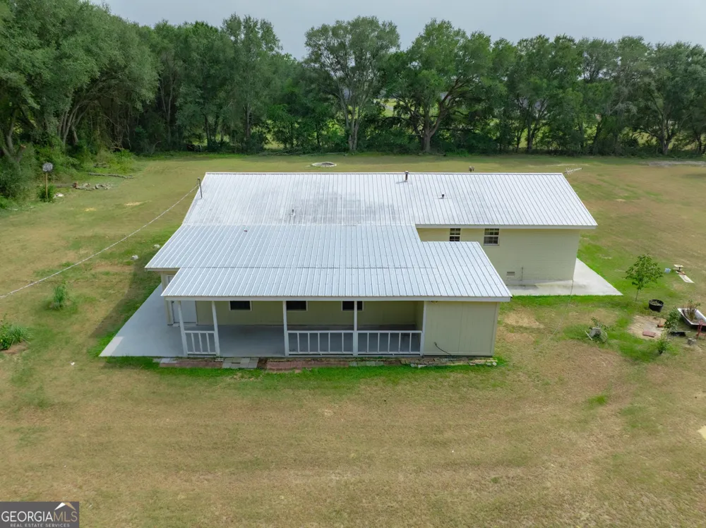 2165 Satilla Church RD Baxley, GA 31513