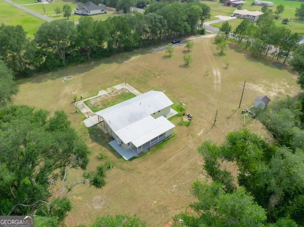 2165 Satilla Church RD Baxley, GA 31513