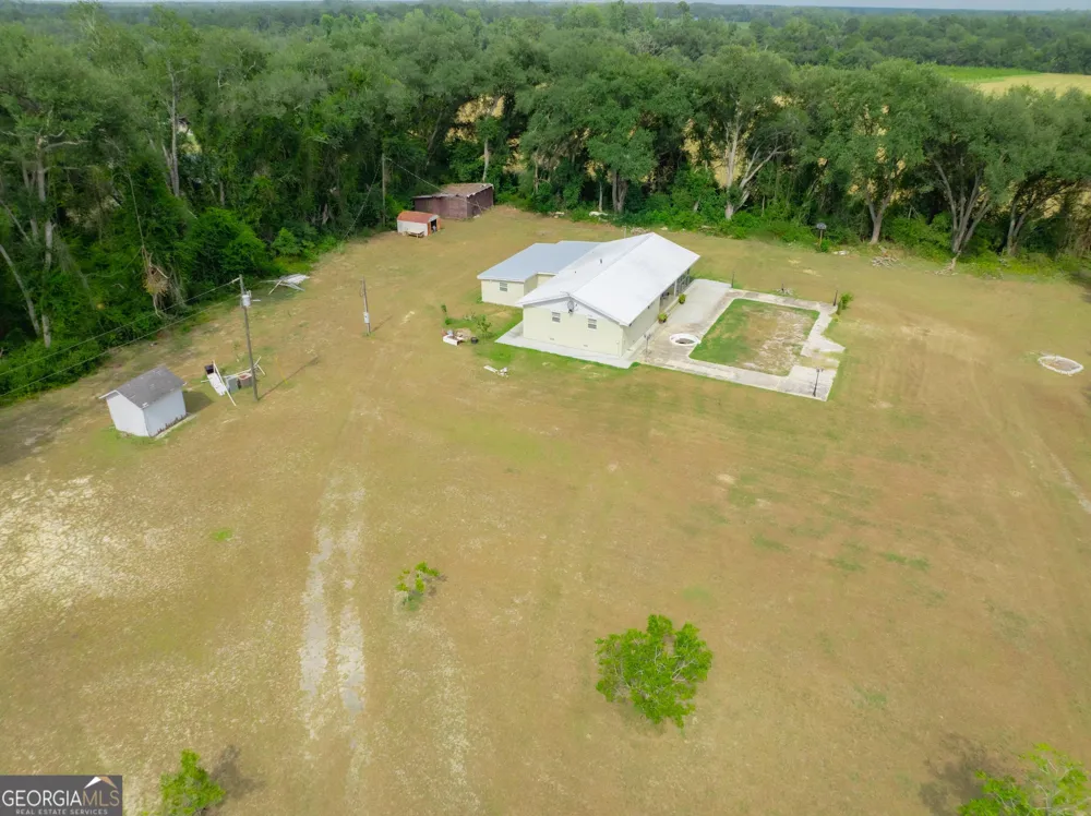 2165 Satilla Church RD Baxley, GA 31513
