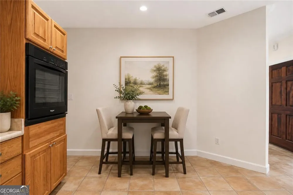 5350 Brooke Ridge DR Dunwoody, GA 30338