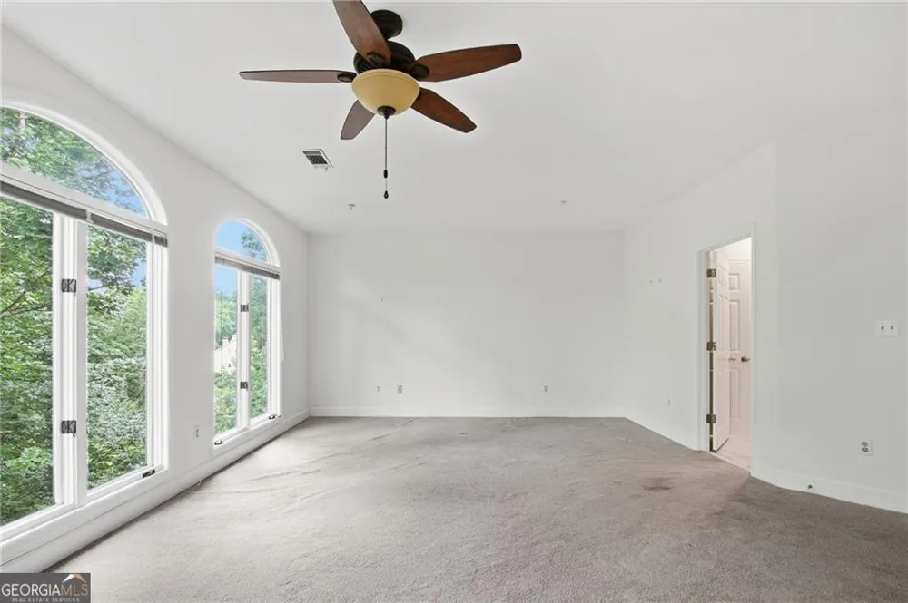 5350 Brooke Ridge DR Dunwoody, GA 30338