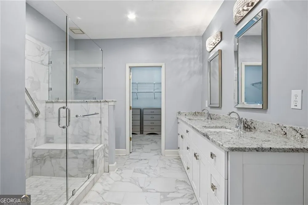 5350 Brooke Ridge DR Dunwoody, GA 30338
