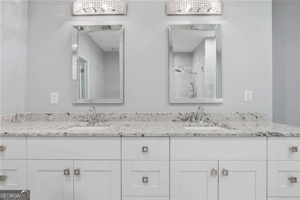 5350 Brooke Ridge DR Dunwoody, GA 30338